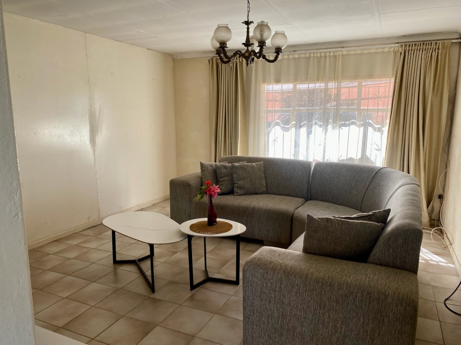3 Bedroom Property for Sale in Tlhabane North West